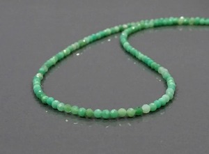 Collares de Resina Hechos a Mano con Acabados Antiguos, Estilo Bicolor y Patrones de Espirales Únicos, Accesorio Ideal para Fiestas - Product Image 3
