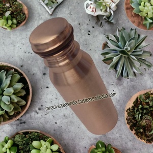 Botella de Agua de Cobre Puro Mini, Más Vendida al por Mayor, con Tapa, Beneficios Ayurvédicos para la Salud, Muestra Gratis, para Viajes, Oficina y Hogar - Product Image 3