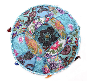Puf Circular Bohemio Hecho a Mano con Diseño Floral de Patchwork para Decoración de Sala de Estar - Product Image 1
