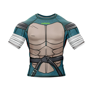 เสื้อแรชการ์ดแขนยาวสีดำ UPF50+ ลายตารางแดงชมพู  โลโก้ด้านหน้า สำหรับผู้ชาย แห้งเร็ว ระบายอากาศได้ดี ผลิตจากโพลีเอสเตอร์ที่เป็นมิตรกับสิ่งแวดล้อม - Product Image 6