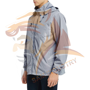 Chaqueta Cortavientos Personalizada de Alta Calidad con Mangas Largas para Hombre, Chaqueta Cortavientos para Exteriores Disponible en Todas las Tallas - Product Image 3