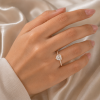 Bague de fiançailles en diamant en forme de cœur cultivé en laboratoire |   Or rose 14 carats plaqué rhodium |   Bague de promesse solitaire pavée |   Mariage de luxe