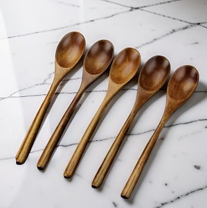 Cuchara de servir de madera chapada en oro con mango largo para té, café, postres y sopas, ideal para regalos. - Product Image 4