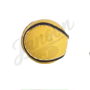 Ballon de hurling Sliotar de haute qualité – Extérieur en cuir PU, noyau en liège pour usage en club et en entraînement, ballon de hurling Sliotar avec logo personnalisé - Product Image 2