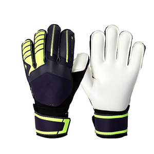 ถุงมือผู้รักษาประตูแบบมืออาชีพ ดีไซน์ใหม่ พร้อมการพิมพ์แบบซับลิเมชั่นสำหรับผู้รักษาประตู - Product Image 3