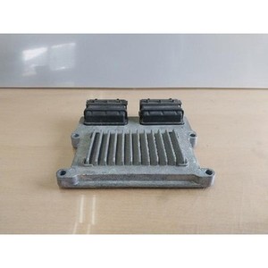 Equus - Módulos de Computación y ECUs Usados 391063CVD0 - Product Image 3