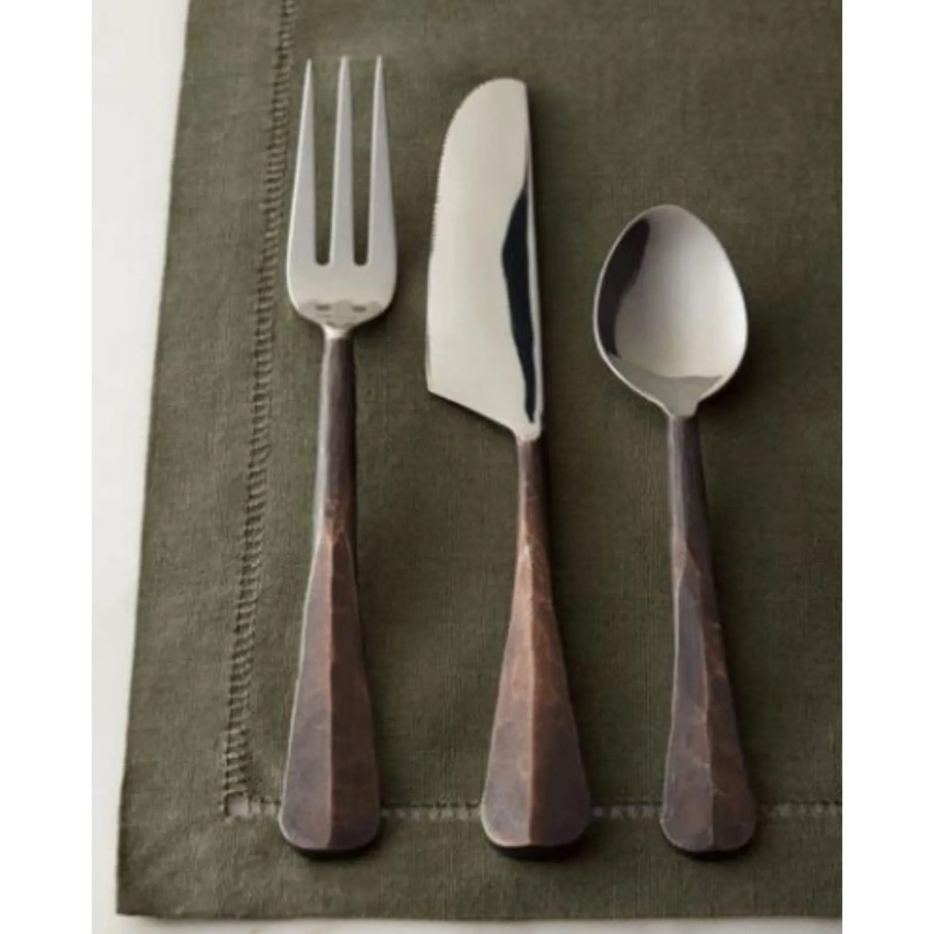 Hot Sales Stainless Steel Flatware Cutlery Set With Copper Antique For Home & Hotel Trending Flatware Cutlery Set For wholesale