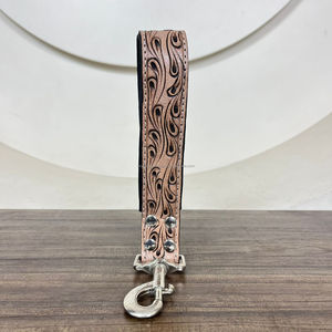 Nouvelle usine personnalisé de luxe usiné à la main en cuir véritable collier de chien, laisse et laisse de circulation 3 pièces ensembles combinés accessoires pour chiens - Product Image 6