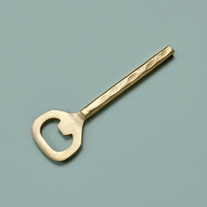 Décapsuleur porte-clés en laiton, en alliage de zinc, portable, manuel, outil métallique avec logo Sona gravé, décapsuleur en corne d'antilope - Product Image 4