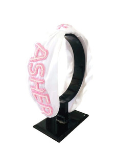 Nueva Diadema Elegante con Cuentas Blancas y Rosa Bebé para Mujeres y Niñas, Accesorio para el Cabello Acolchado Hecho a Mano por Diseñadores, Ideal para Fiestas y Eventos - Product Image 1