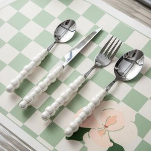 Juego de Cubiertos Vintage con Mangos de Resina Verde Menta, Acero Inoxidable Pulido a Espejo, Apto para Lavavajillas, para Bodas y Fiestas - Product Image 4