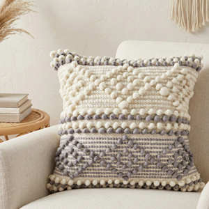 Housse de coussin géométrique bohème bleu-gris, coussin décoratif tissé avec motif ethnique texturé en laine et coton - Product Image 2