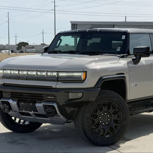 รถ SUV GMC HUMMER EV รุ่นพรีเมียม ขับเคลื่อนสี่ล้อ 2x  ใหม่เอี่ยม - Product Image 1