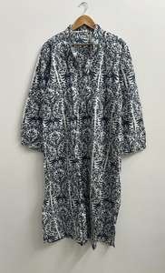 Vestido Kurti de Algodón con Estampado Floral Indigo Estilo Boho: Túnica con Estampado a Mano - Product Image 2