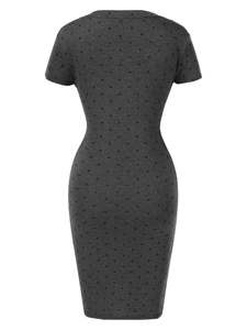 Robe polo femme aux couleurs contrastées - Détail sportif saisissant - Robe d'été pour femme à manches courtes avec logo personnalisé - Product Image 2