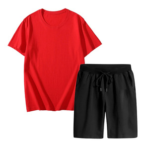 Nouvel ensemble streetwear surdimensionné pour homme, t-shirt à épaules tombantes et short assorti, design OEM, vêtements respirants. - Product Image 3