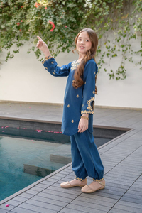 Costumes d'été pour enfants en coton brodé de dentelle, ornés de sequins, avec col asymétrique et boutons, écologiques, naturels et luxueux - Product Image 5