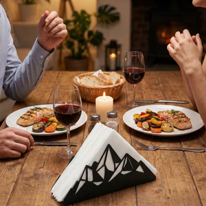 Porta Servilletas Metálico con Diseño de Montaña – Decoración Rústica para Mesa - Product Image 1