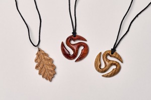 Low MOQ Wooden <b>Necklace</b> <b>Small</b> Order Wooden <b>Necklace</b> Premium Finish Wooden <b>Necklace</b> Custom Factory Wholesale Item Use - Product Image 3