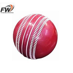 Ball de cricket en cuir rose 4 pièces, fait main, avec logo et design personnalisés, vente en gros avec service personnalisé - Product Image 2