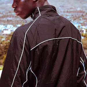 Custom Color Windbreaker <b>Jacket</b> <b>Men</b>’s <b>Lightweight</b> Zip Up Windproof Shell <b>Jacket</b> Water Resistant Urban Outdoor Streetwear - Product Image 4