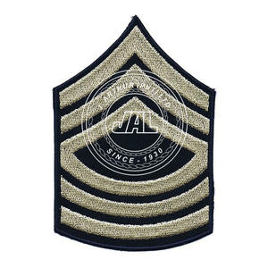 Écusson Chevron brodé à la main en fil d'or avec des rayures, accessoire uniforme - Product Image 6