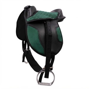 Selle de cheval anglaise haut de gamme en cuir PU avec arceau en plastique, durable et confortable, idéale pour l'équitation en extérieur, l'entraînement et les loisirs - Product Image 1