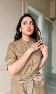 Vestido Corto de Mujer con Cinturón, Ecológico, con Botones, Color Oliva, Corte en A, de Algodón y Lino, Estilo Casual, Retro, Estampado Sólido - Product Image 5