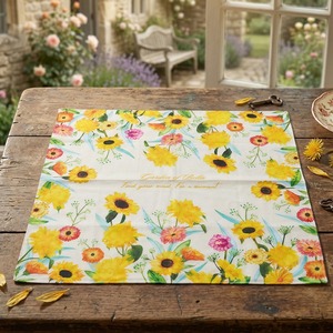 [K-ESSENTIALS] Bandana carré en coton 50x50cm 60s motif fleur jaune doux et écologique - Product Image 3