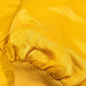 Chaqueta Varsity de Satén de Seda de Alta Calidad para Hombre, Nueva Llegada, Colores Personalizados, Botones, Moda Urbana, Ropa de Calle - Product Image 4