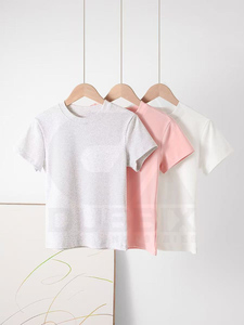 Nouveau T-shirt imprimé pour homme à col rond, coupe classique, avec design d'autocollant personnalisable en coton 100%, logo couleur, caractéristiques écologiques - Product Image 5