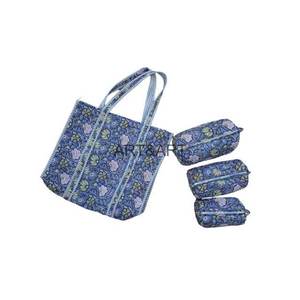 Nuevo conjunto de 3 bolsas de cosméticos acolchadas de algodón con estampado floral, estilo vintage, duraderas, ecológicas y hechas a mano en India, y bolsa de playa. - Product Image 1
