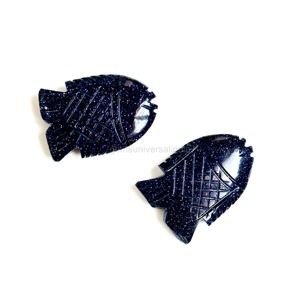 Pendentif en pierre de soleil noire naturelle brillante en forme de poisson, 30mm x 20mm, sculpté à la main, pierre précieuse en vrac, prix de gros pour la bijouterie - Product Image 1