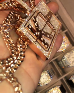 Collier Pendentif Initiale Personnalisée en Argent 925 avec Moissanite et Diamants, Style Hip Hop, Motif Épingle de Sûreté, Personnalisable - Product Image 4