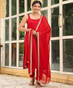 Conjunto de dos piezas moderno de rayón con detalles en foil y dupatta, para uso festivo, precio al por mayor, prenda étnica de lujo con tejido rojo - Product Image 1