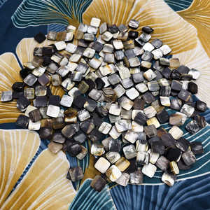 Cuentas cuadradas de cuerno de buey blanco con acabado brillante, hechas a mano, para pulseras al mejor precio. - Product Image 4