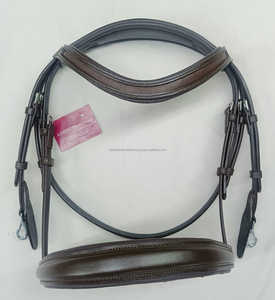 Bride de cheval avec quincaillerie en or rose et bandeau avec rembourrage doux autour du nez et bandeau - Product Image 4