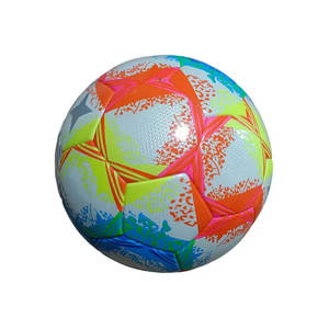 Balones de Fútbol Personalizados OEM de Alta Calidad, Ligeros, Ecológicos y Duraderos, Hechos en Pakistán, Venta al Por Mayor - Product Image 1