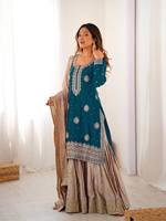 Ensemble Sharara avec de magnifiques broderies en fil et sequins, et dupatta avec bordure brodée, look féminin luxueux.
