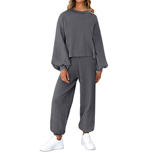 Conjunto Deportivo de Dos Piezas para Mujer, Estilo Moderno, con Logotipo Personalizado, Ropa Casual y Elegante, Conjunto Deportivo de Alta Calidad para Mujer - Product Image 4
