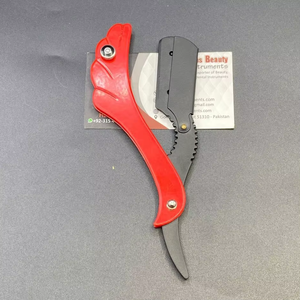 Navaja de Afeitar Profesional de Alta Calidad con Cuchilla Reemplazable, Logotipo Personalizado, Negra y Roja, de Acero Inoxidable, Recta - Product Image 1