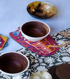 Best Quality Luxury Crafts Customizable Enamel Handcrafted <b>Mango</b> <b>Wood</b> Dining <b>Bowl</b> with Server Disposable Multipurpose Use - Product Image 4