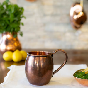 Mug à Moscow Mule individuel, design moderne, écologique, en acier martelé plaqué cuivre avec poignée, 500 ml/16 oz, pour la maison et le bureau - Product Image 4
