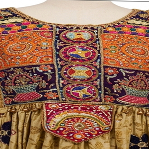 Vestido Tradicional Afgano Hecho a Mano para Bodas, Material de Seda Viscosa de Alta Calidad, Ropa Femenina, Vestido Kuchi Afgano - Product Image 3