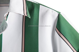 Camiseta informal de manga corta para hombre de verano al por mayor 100% algodón transpirable y estampado a rayas ropa de playa tela de sarga - Product Image 4