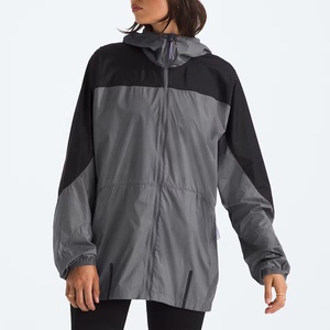 Veste de sport à capuche pour femme, color-block, manches longues, imperméable, coupe régulière, toutes saisons, style sportif, longueur mi-mollet - Product Image 1
