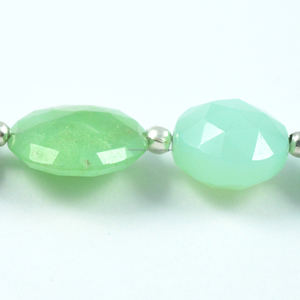 Chrysoprase naturelle de qualité supérieure à facettes en forme de pièce de monnaie, perles de pierre précieuse utilisées pour la fabrication de bijoux de la meilleure qualité - Product Image 3