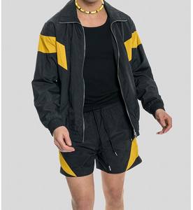 Ensemble de survêtement streetwear froissé coupe-vent personnalisé avec logo, 100 % polyester, deux pièces, respirant, pour hommes - Product Image 1