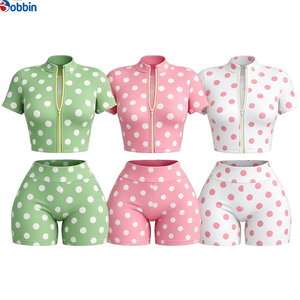 Conjunto de 2 Piezas para Mujer, Top Corto de Manga Corta y Pantalones Cortos Ajustados, Estilo Hip Hop, Deportivo, Verano, Tendencia en Ventas - Product Image 4