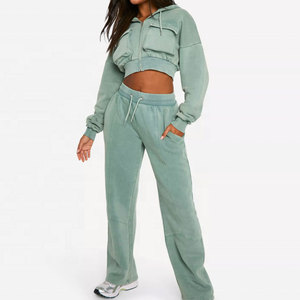 Ensemble de survêtement tendance 2 pièces pour femme, 100 % coton, séchage rapide, écologique, avec sweat à capuche et pantalon de jogging, effet délavé, collection Hiver 2026 - Product Image 1